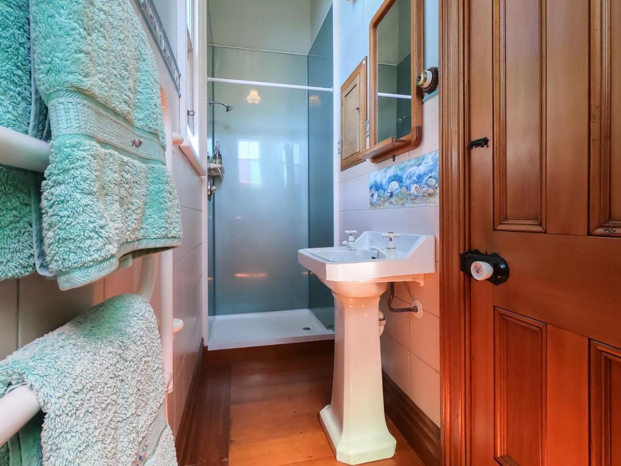 Ounuwhao B&B Guest Lodge Расселл Экстерьер фото