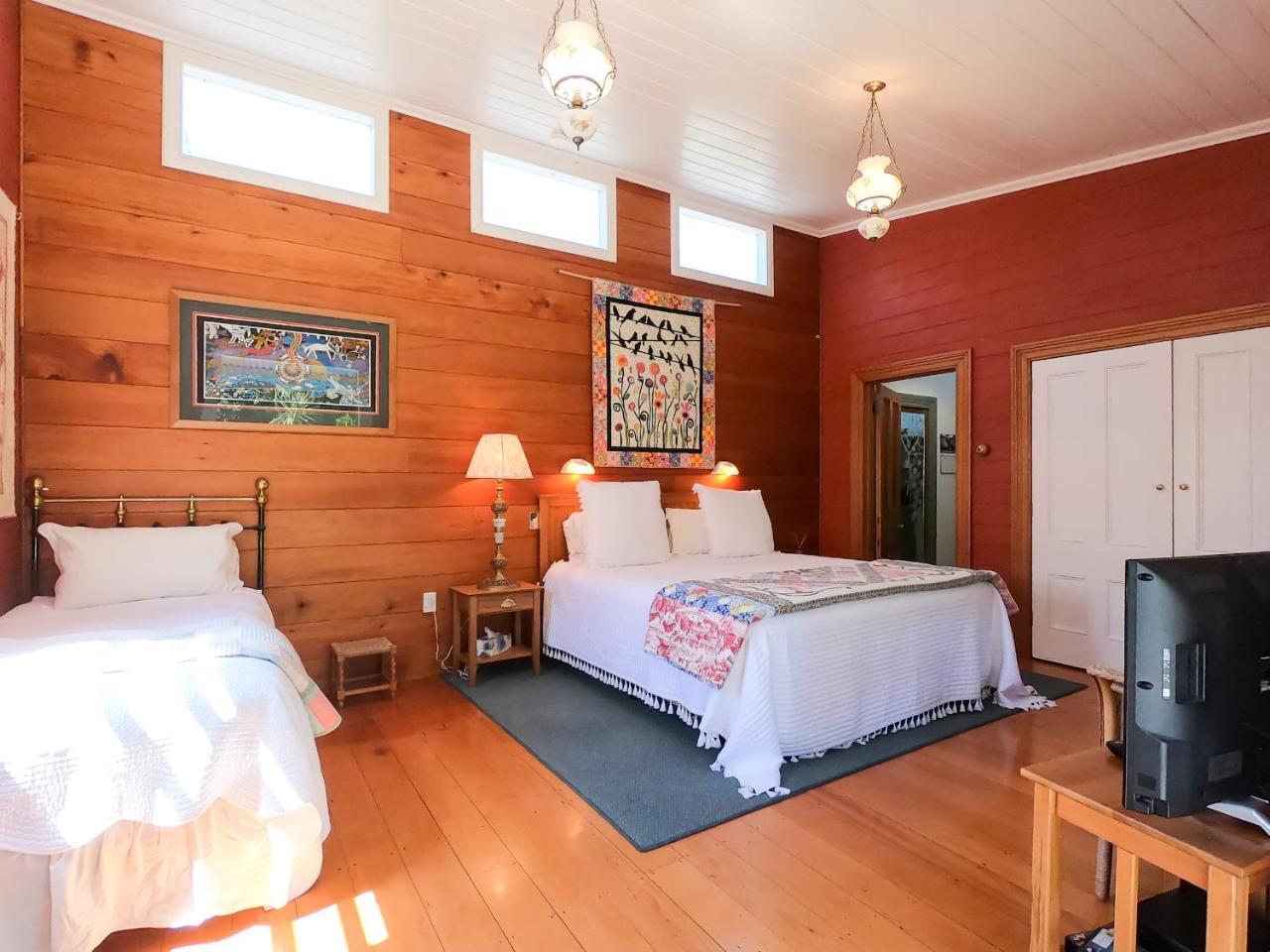 Ounuwhao B&B Guest Lodge Расселл Экстерьер фото